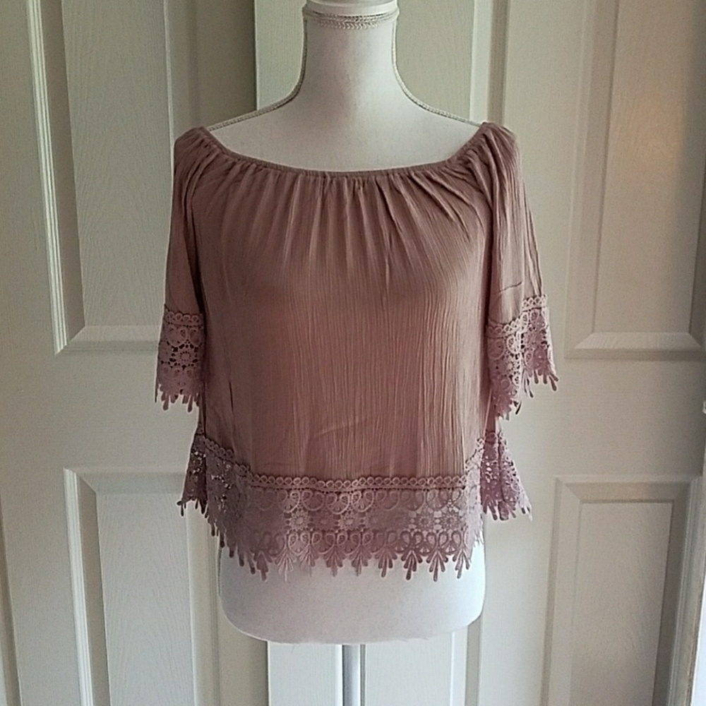 ♨New! Off shoulder top